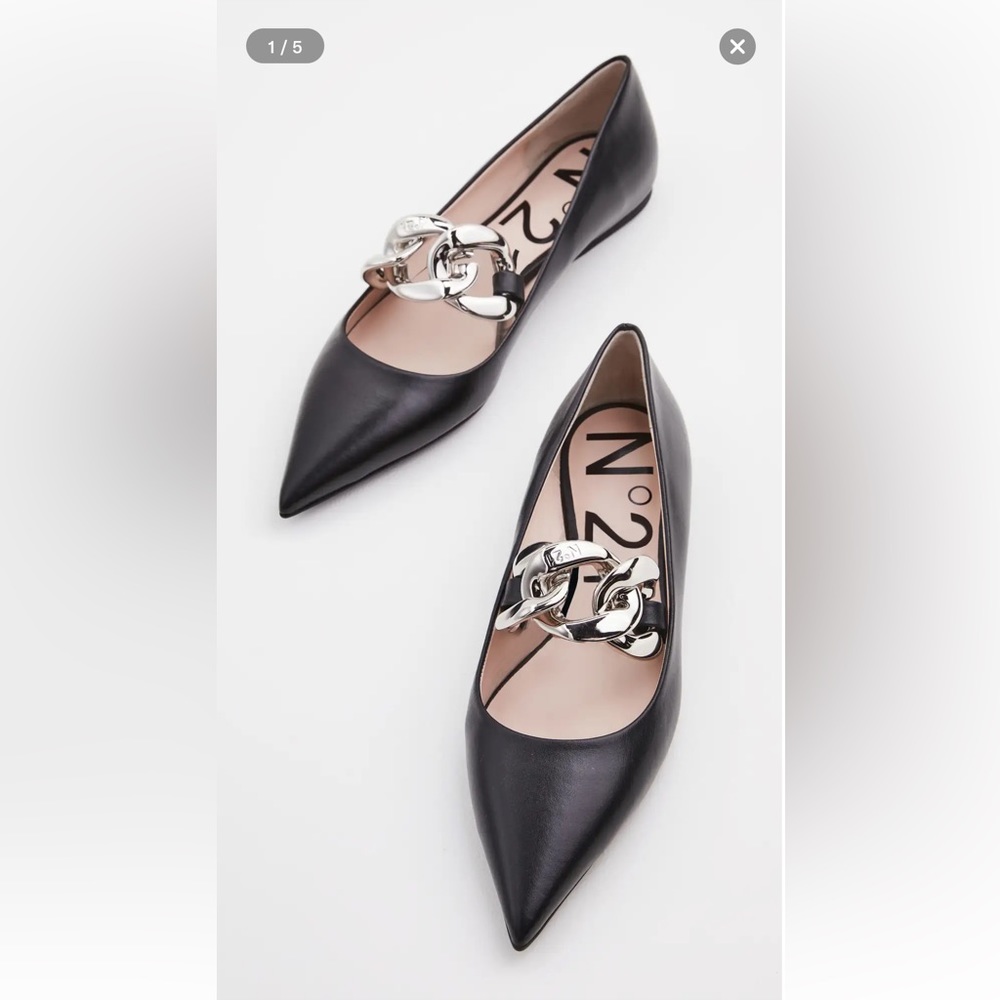 No. 21 Chain Detail Ballet Flats. Size 39. Mint!